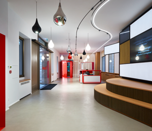 The Light Gate. The new iGuzzini space in Milan