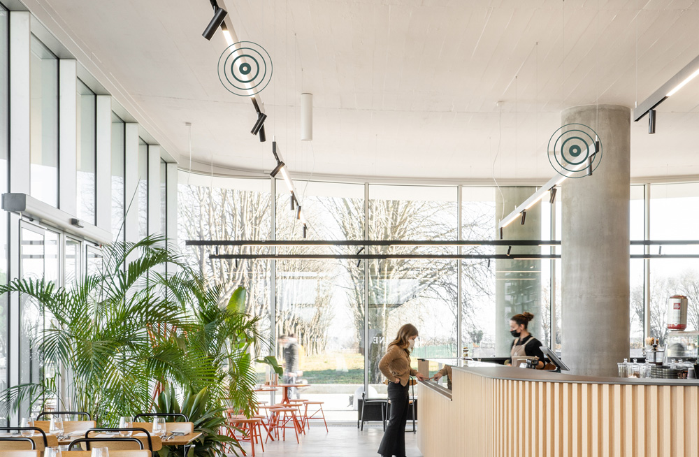 <span class="text-black" style="font-size:36px">SUPERRAIL CASAMBI</span> <span class="text-black helvetica-light" style="font-size:34px">Smart power</span>