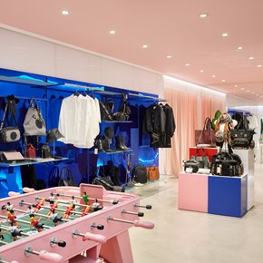 PIXEL-PLUS_INSPIRATION_LOLA-CASADEMUNT_MIRROR-16