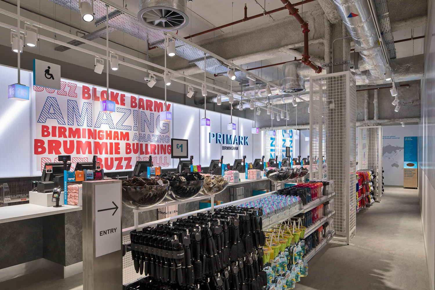 BIRMINGHAM-PRIMARK004