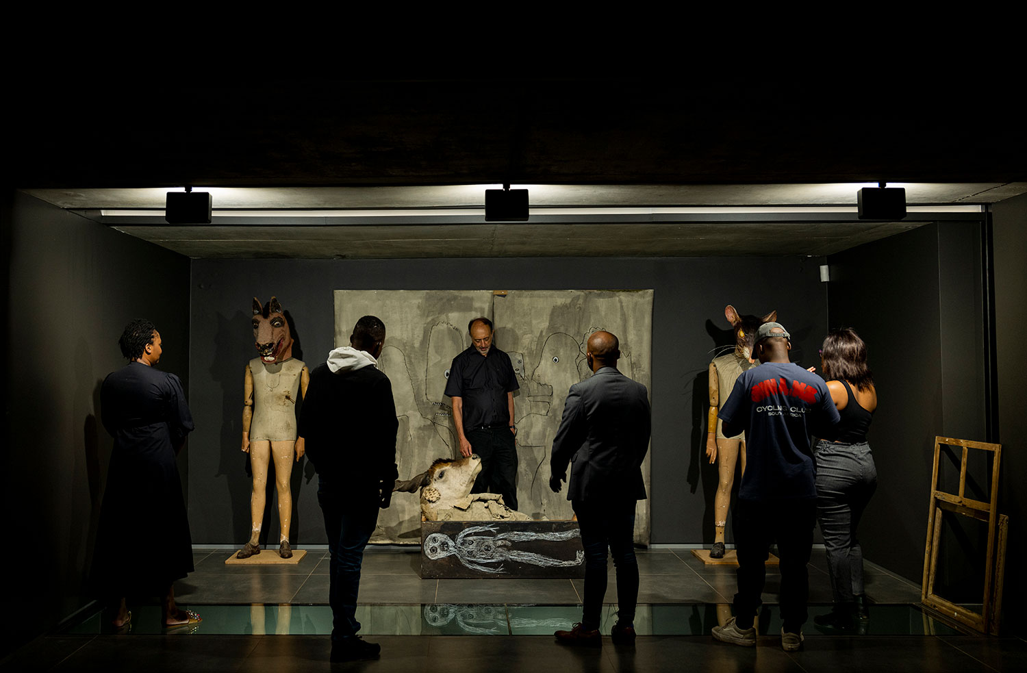 04_INSIDE-OUT-CENTER