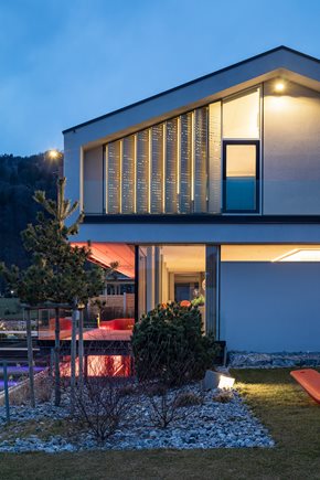 PLATEA-PRO-A-PARETE-296X214_INSPIRATION_BRUCKNER__61A2206