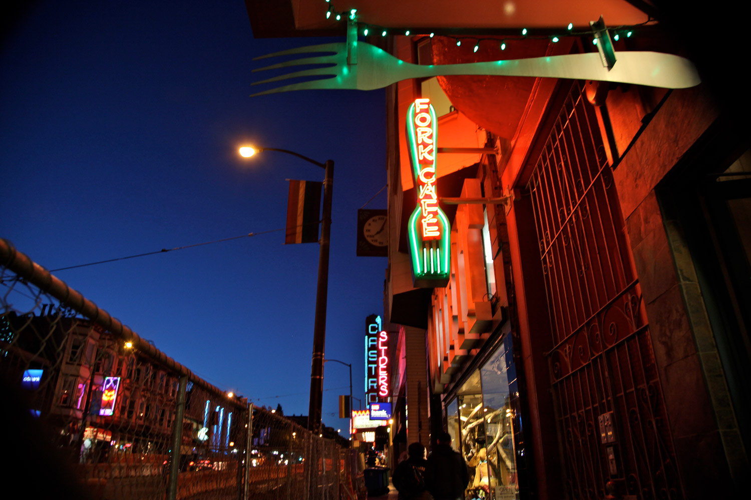 Lighting and gentrification: the distinctive Italian feature