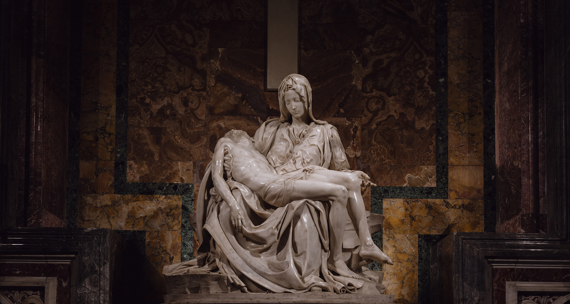 For the Jubilee 2025 iGuzzini illuminates Michelangelo's Pietà