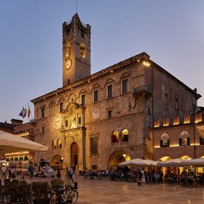 AGORA_313MM-COMPACT_INSPIRATION_ASCOLI-PICENO_1X5A8568