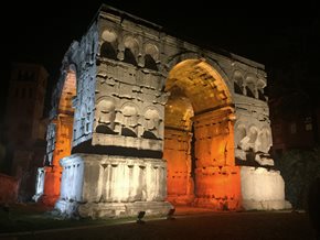 PLATEA-PRO-PROIETTORE-296X214MM_INSPIRATION_ARCO-DI-GIANO-2