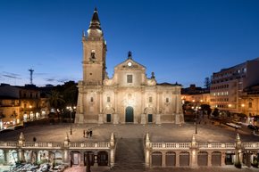 AGORA-COMPACT-DIAM-516_INSPIRATION_©STUDIOVETROBLU_IGUZZINI_CATTEDRALE_RAGUSA_03__IMG0137