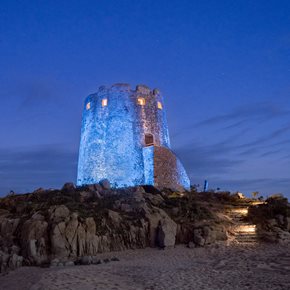 PLATEA-PRO-PROIETTORE-296X214_INSPIRATION_©STUDIOVETROBLU_TORRE-DI-BARI_12__IMG9605