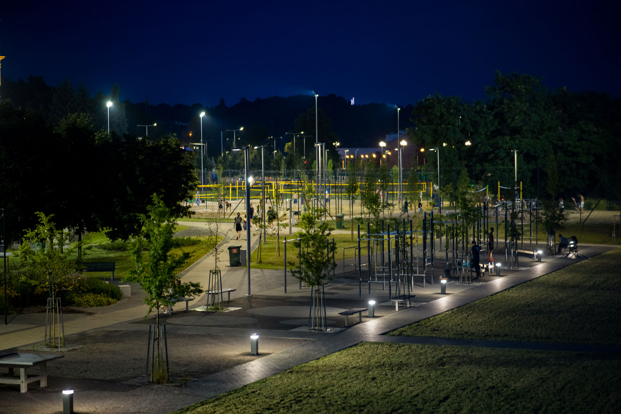 04_WHITE-BRIDGE-SQUARE