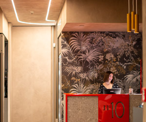 Gold luminaires for format n10. A new experience in the world of food, drink and lounge