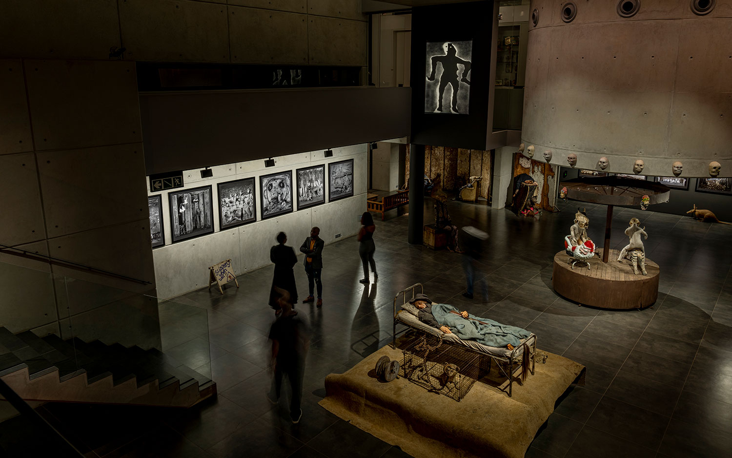 01_INSIDE-OUT-CENTER